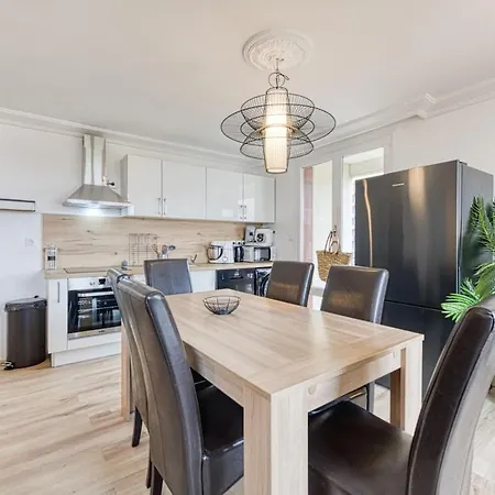 Magnificent Apartment, 4 Bedrooms, Fiber Wifi * Grenoble