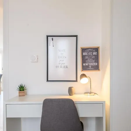 Apartmán Magnificent Apartment, 4 Bedrooms, Fiber Wifi *