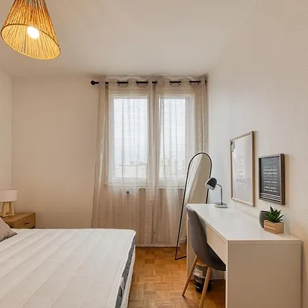 Magnificent Apartment, 4 Bedrooms, Fiber Wifi Apartmán Grenoble